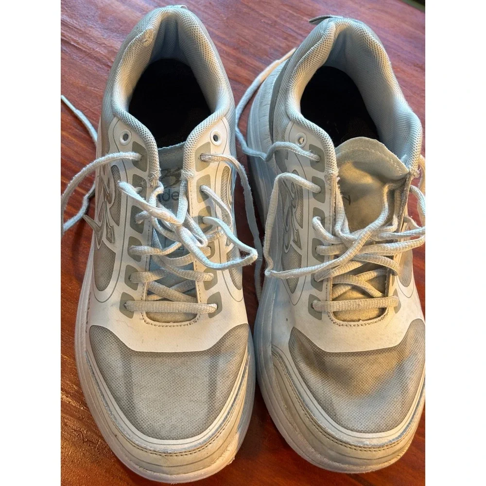 Gravity Defyer TB9022FWS-M Mens White Grey Athletic Walking Shoes Size 11